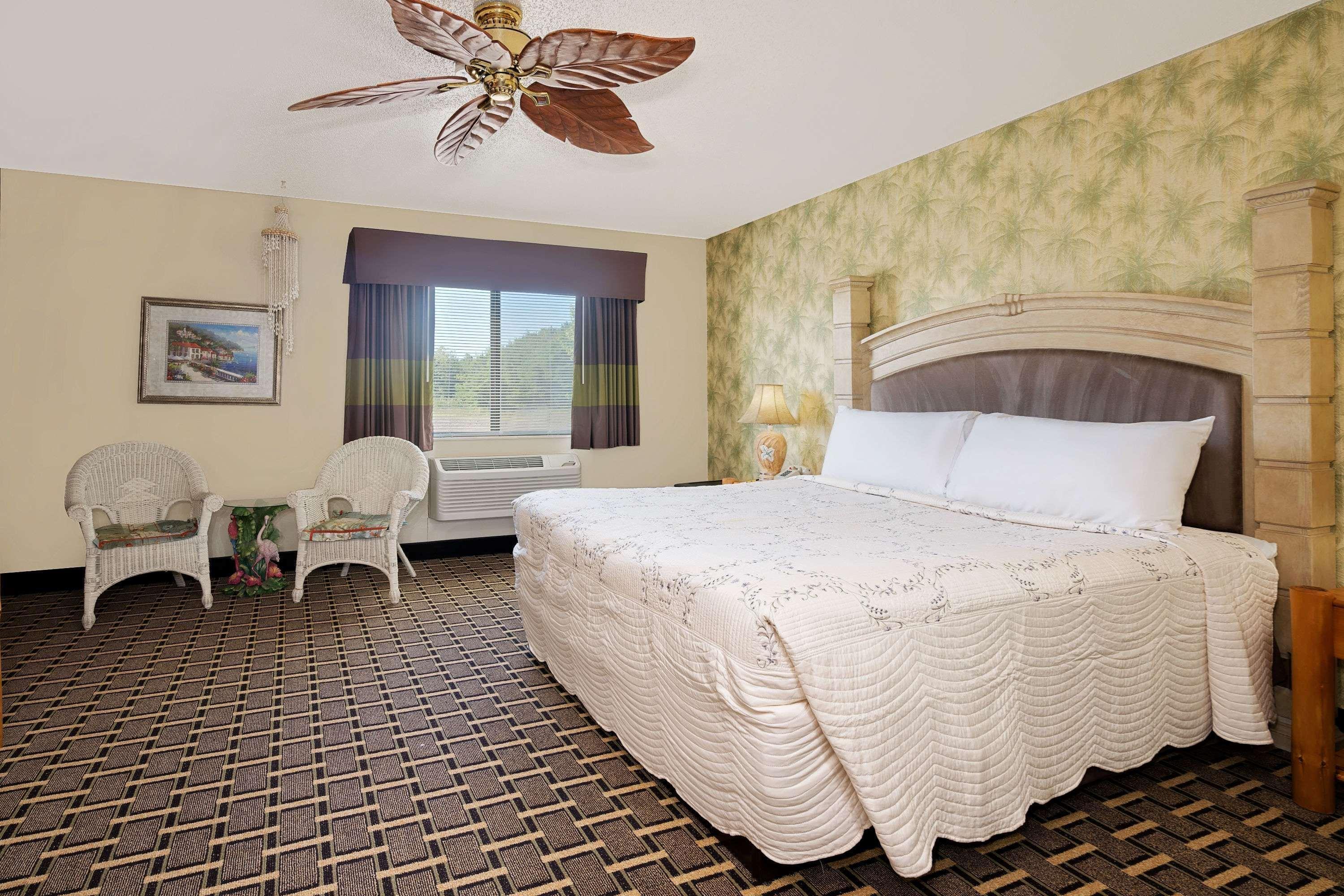 Hotel Super 8 By Wyndham Cloquet Exterior foto